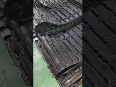 104.92kg Μαύρη τροχιά από καουτσούκ 320 * 72 * 43mm για σύστημα τροχιάς από καουτσούκ