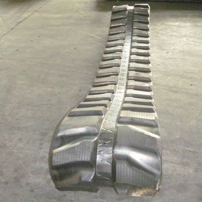 Τρόπος ελαστικού 450*81*76W W-Lug Pattern Excavator Τρόπος ελαστικού προσαρμοσμένος για τον εκσκαφέα TB175