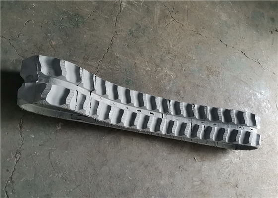 πλάτος 72mm 180mm λαστιχένιες διαδρομές εκσκαφέων πισσών συνεχείς